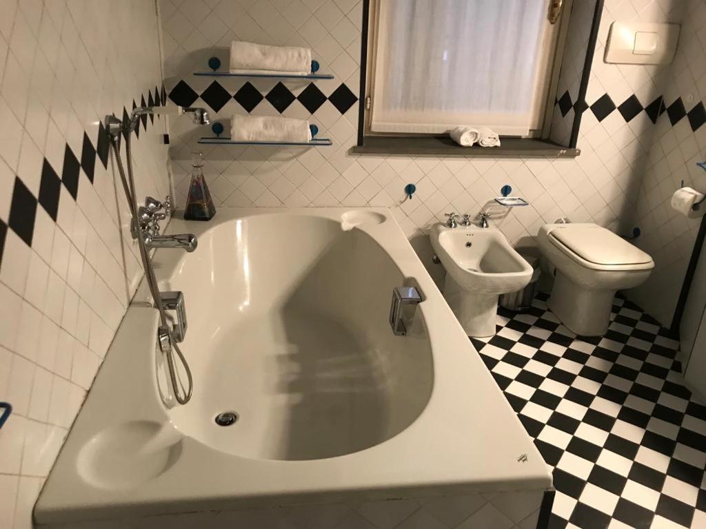 Gatto Bianco Bergamo 9公寓 外观 照片